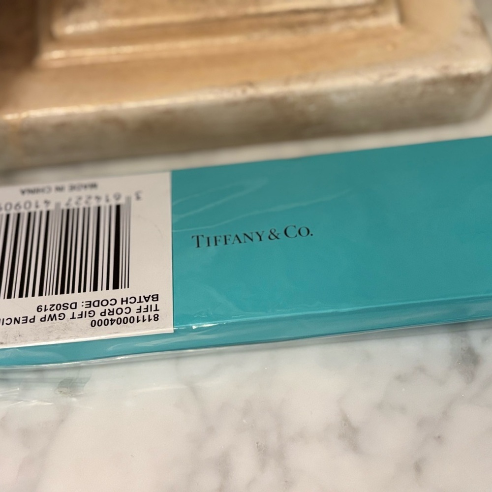 Tiffany & Co. NIB Boxed Collection Set of 5 Branded Pencils - Picture 10 of 11